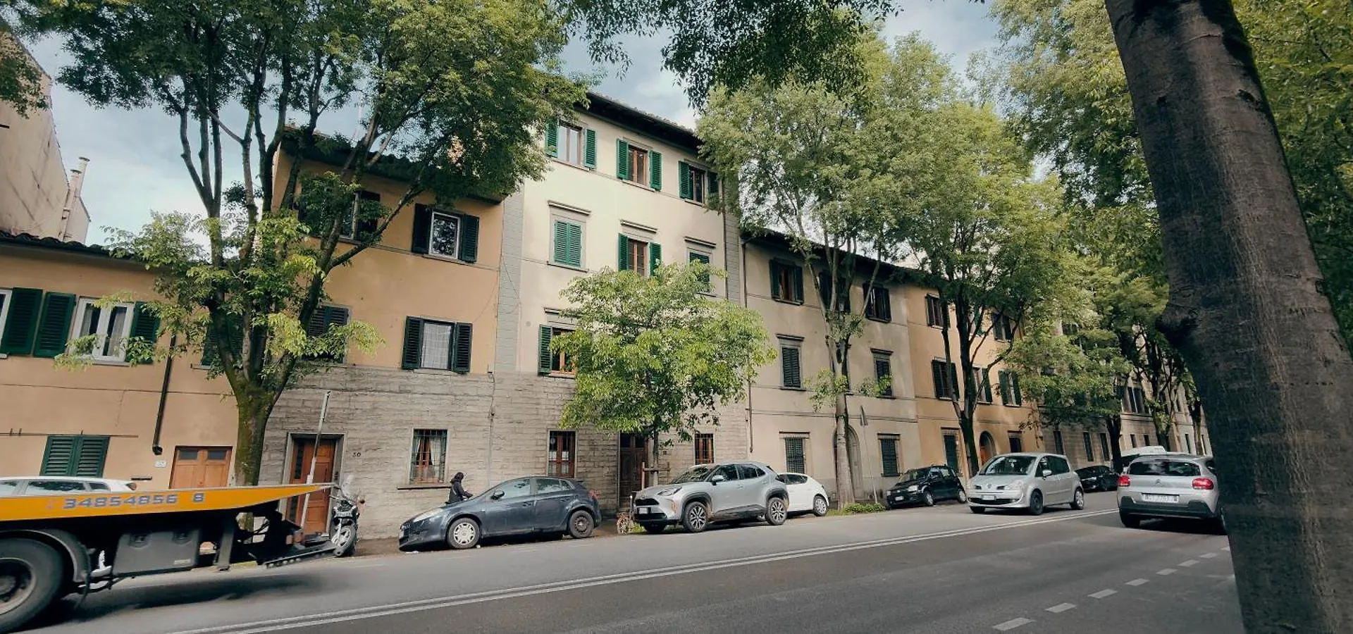 Petrarca Sweet Home Florence Italy